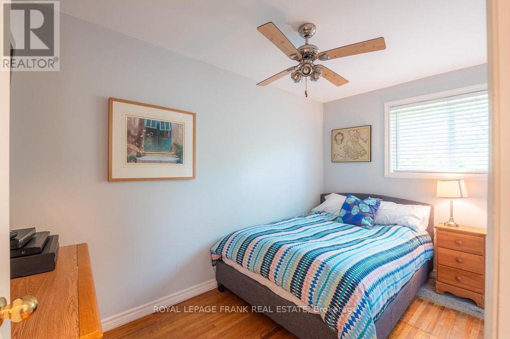 48 Fire Route 81, Trent Lakes, ON - Indoor Photo Showing Bedroom