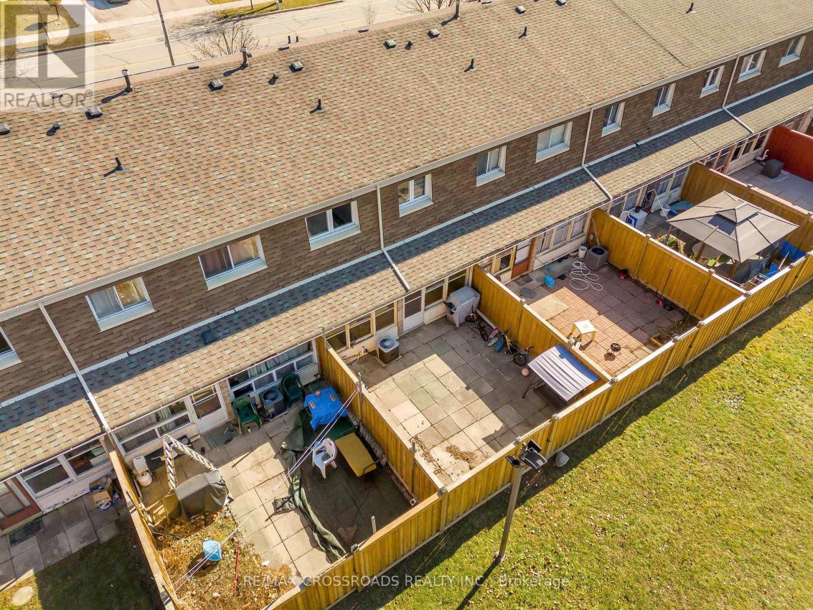 12 - 7450 Darcel Avenue, Mississauga, ON -