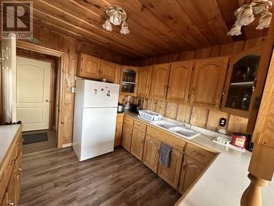 16 Johnsons Road, Gull Island, NL - Indoor Photo Showing Kitchen