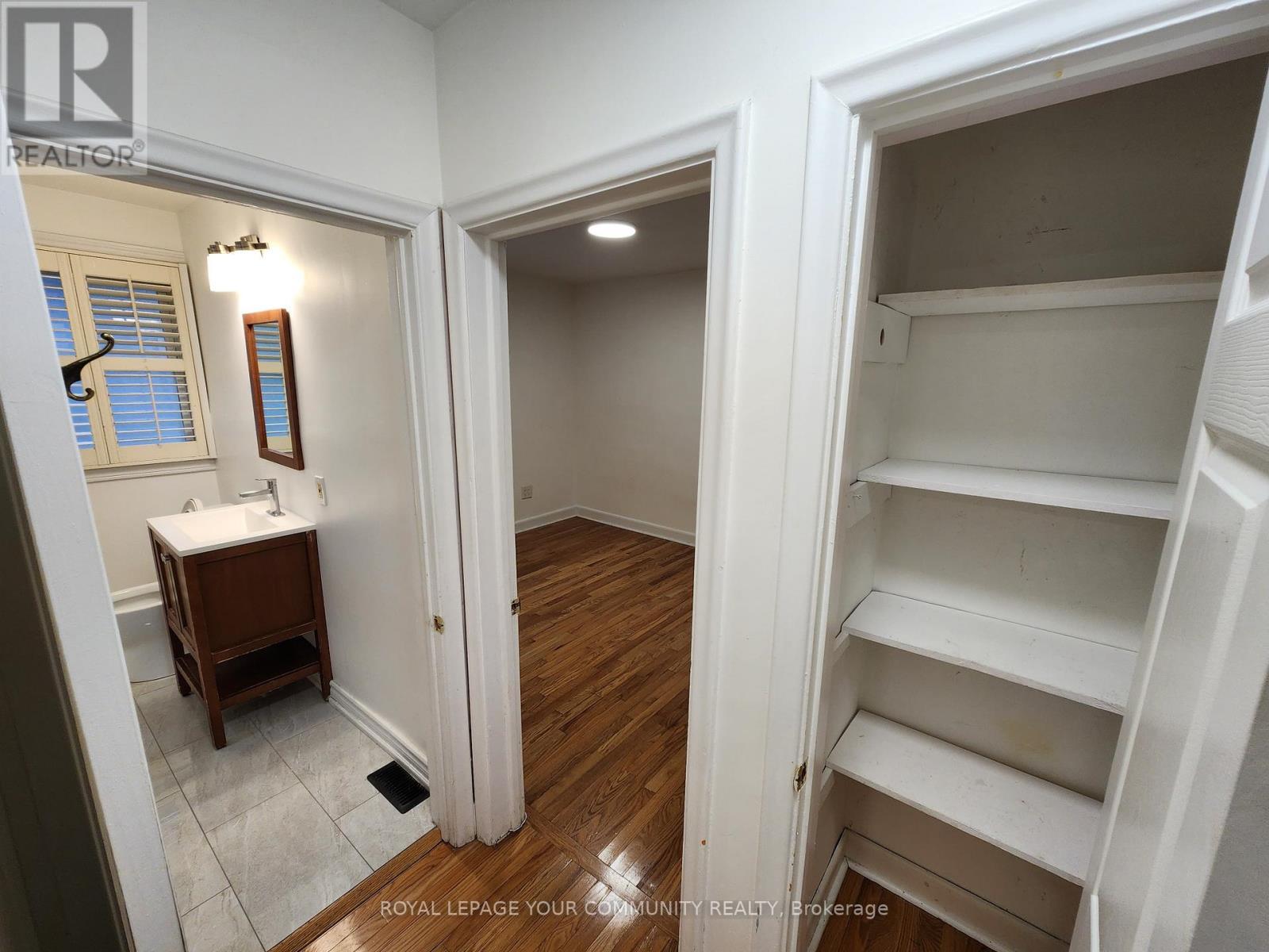 394 Paliser Crescent N, Richmond Hill, ON - Indoor