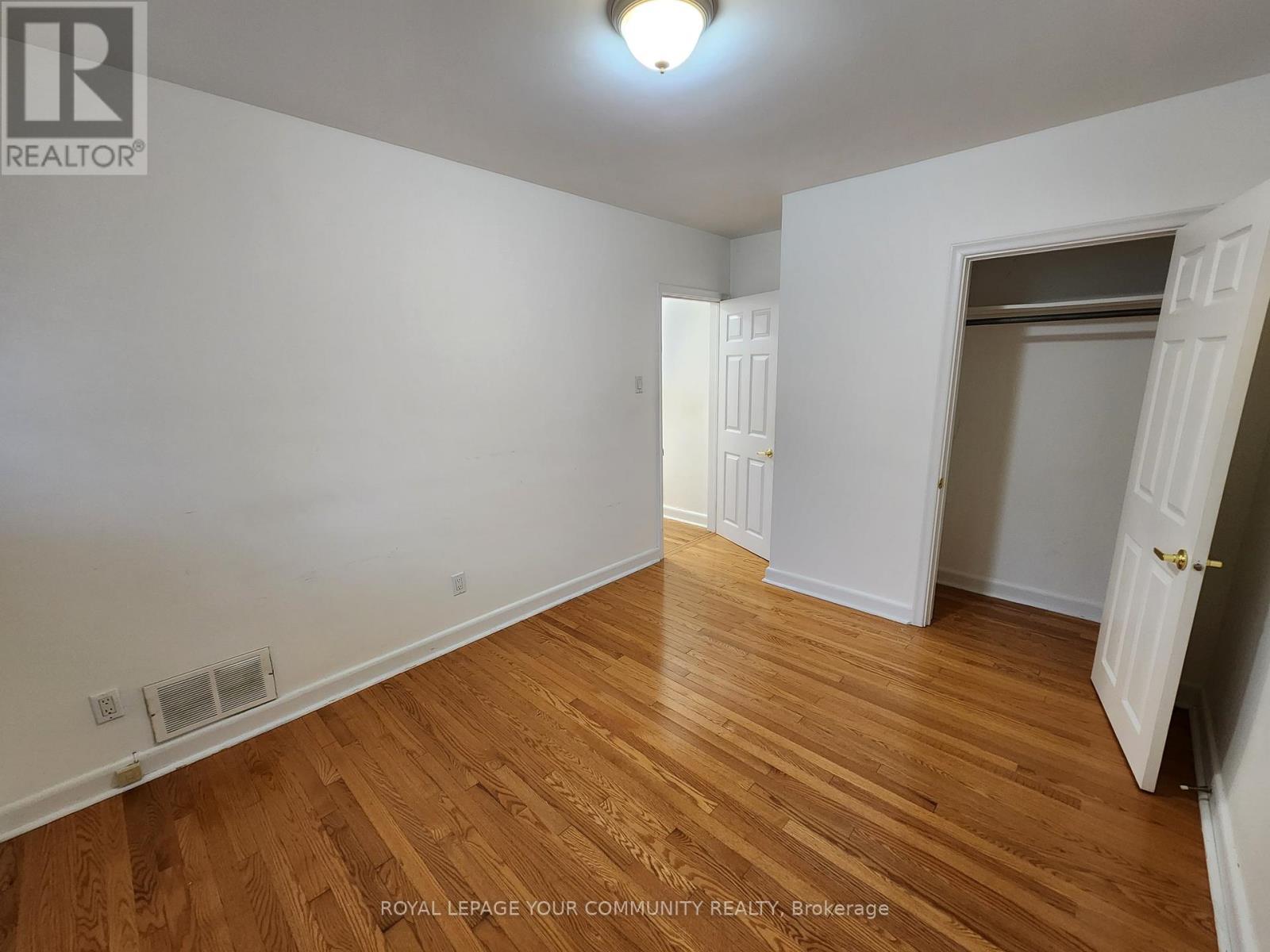 394 Paliser Crescent N, Richmond Hill, ON - Indoor Photo Showing Other Room