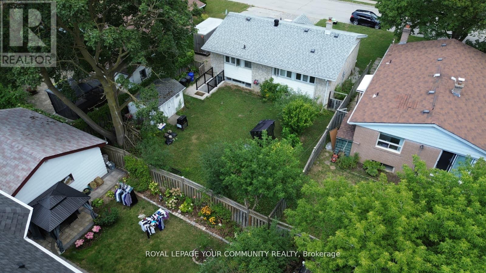 394 Paliser Crescent N, Richmond Hill, ON - Outdoor