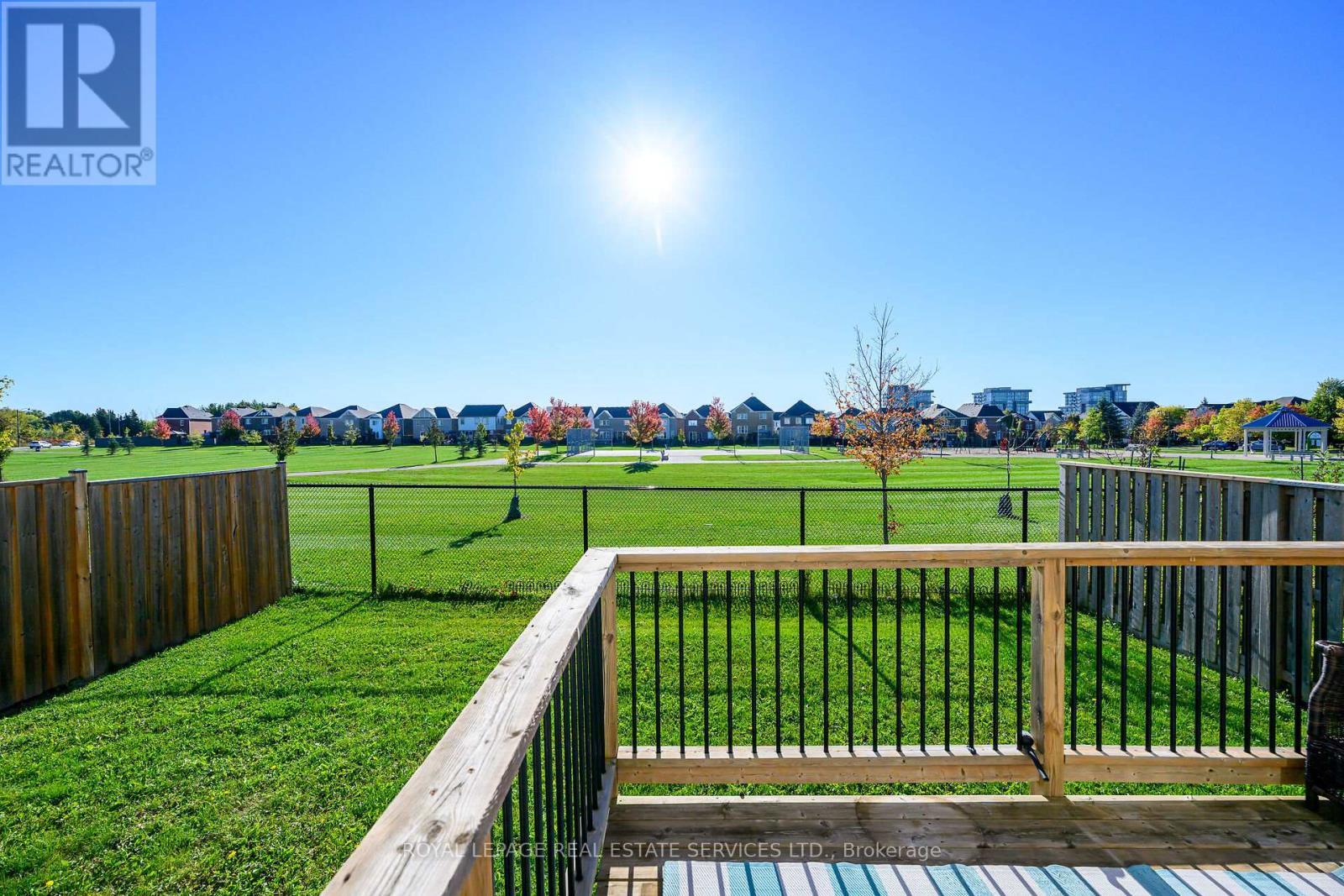 32 Celano Drive, Hamilton, ON - Outdoor