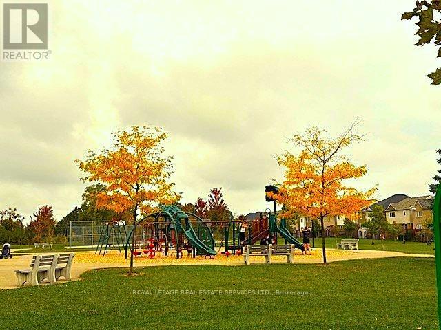 32 Celano Drive, Hamilton, ON - Outdoor