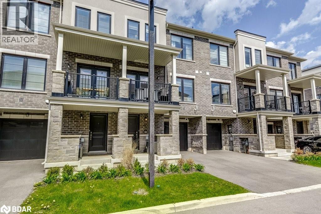 383 Dundas Street E Unit# 34, Waterdown, ON - Outdoor With Balcony With Facade