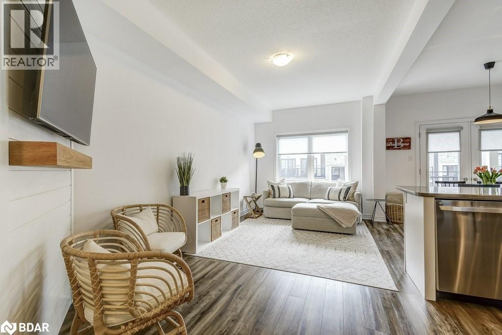 383 Dundas Street E Unit# 34, Waterdown, ON - Indoor Photo Showing Other Room