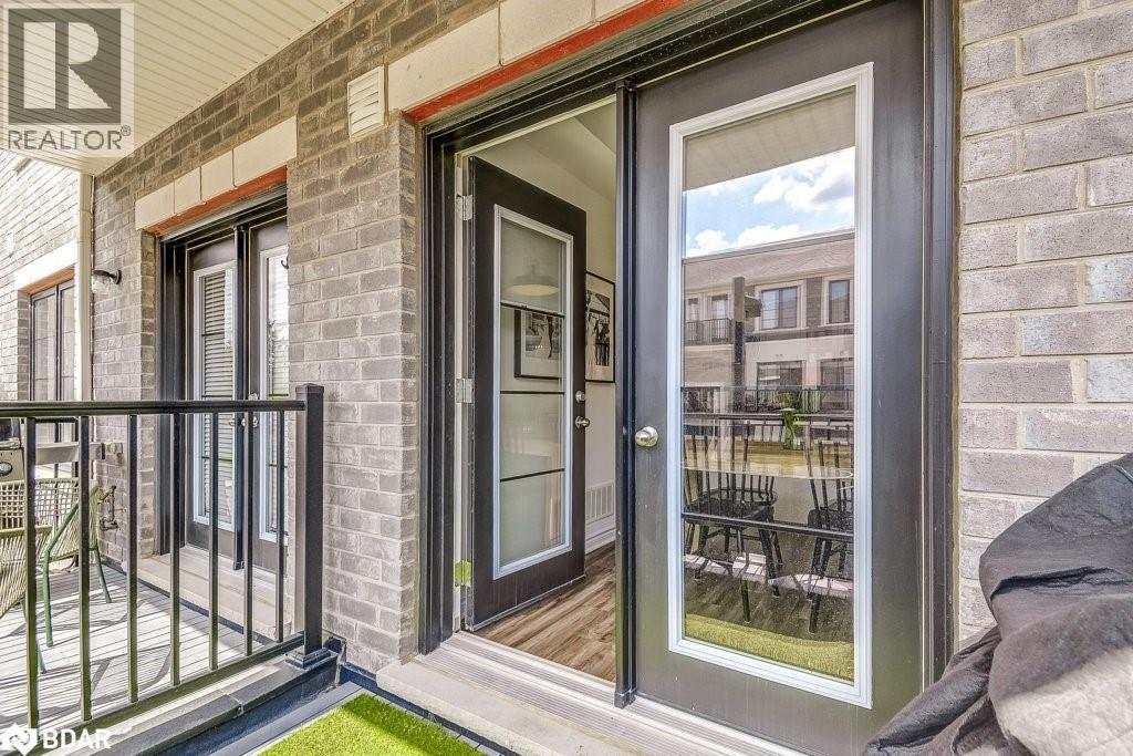 383 Dundas Street E Unit# 34, Waterdown, ON - Outdoor With Balcony With Exterior