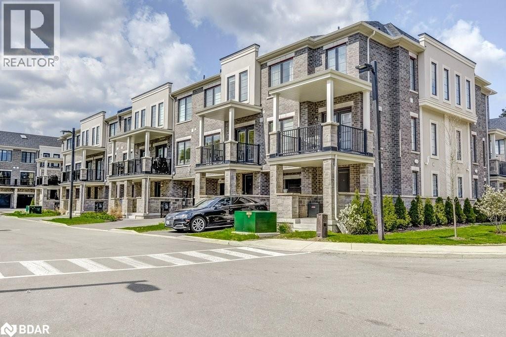 383 Dundas Street E Unit# 34, Waterdown, ON - Outdoor With Balcony With Facade