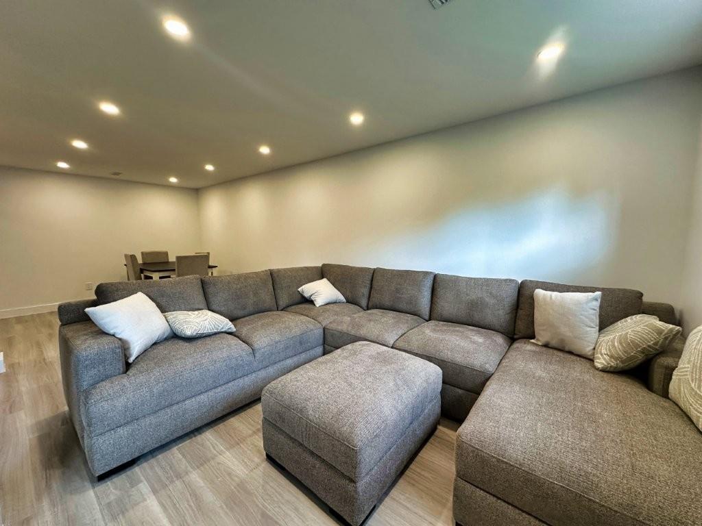 64 Parkway Place, Terrace Bay, ON - Indoor Photo Showing Living Room