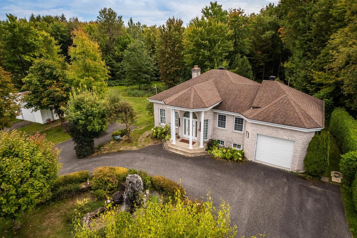 Façade - 943 Rue De La Roche, Granby, QC - Outdoor