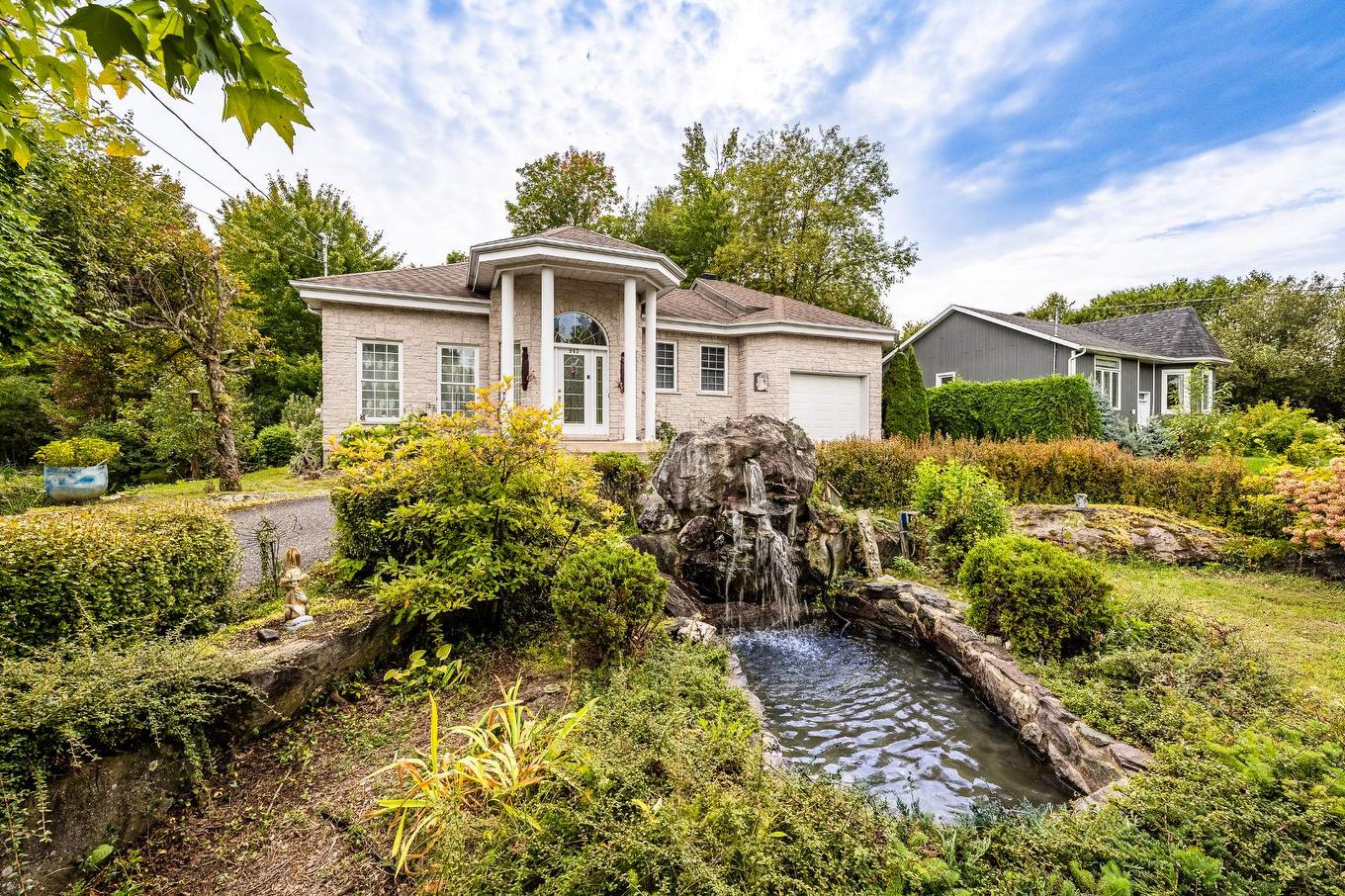 Façade - 943 Rue De La Roche, Granby, QC - Outdoor