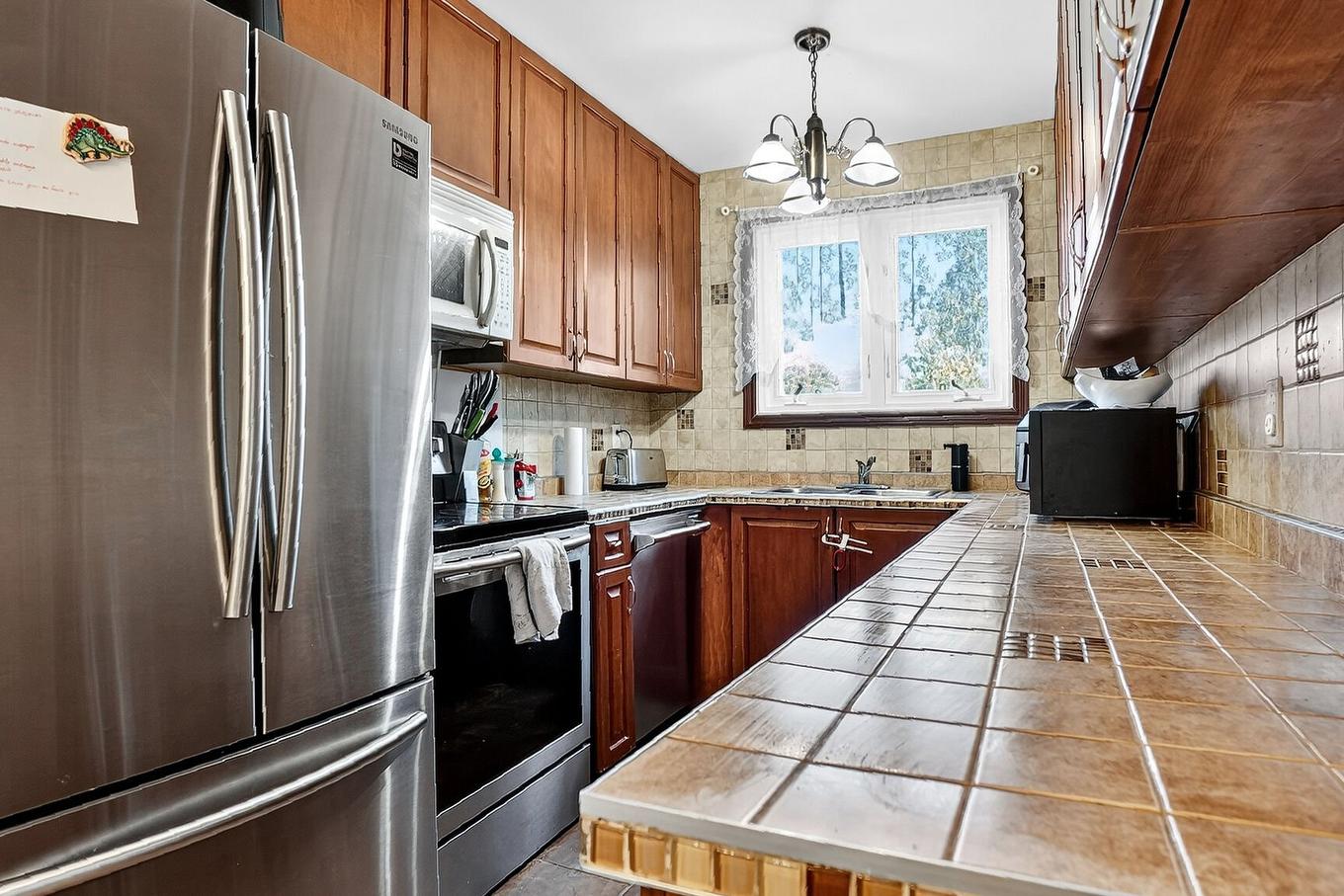 Kitchen - 3670 Rue Labrosse, Longueuil (Saint-Hubert), QC - Indoor Photo Showing Kitchen