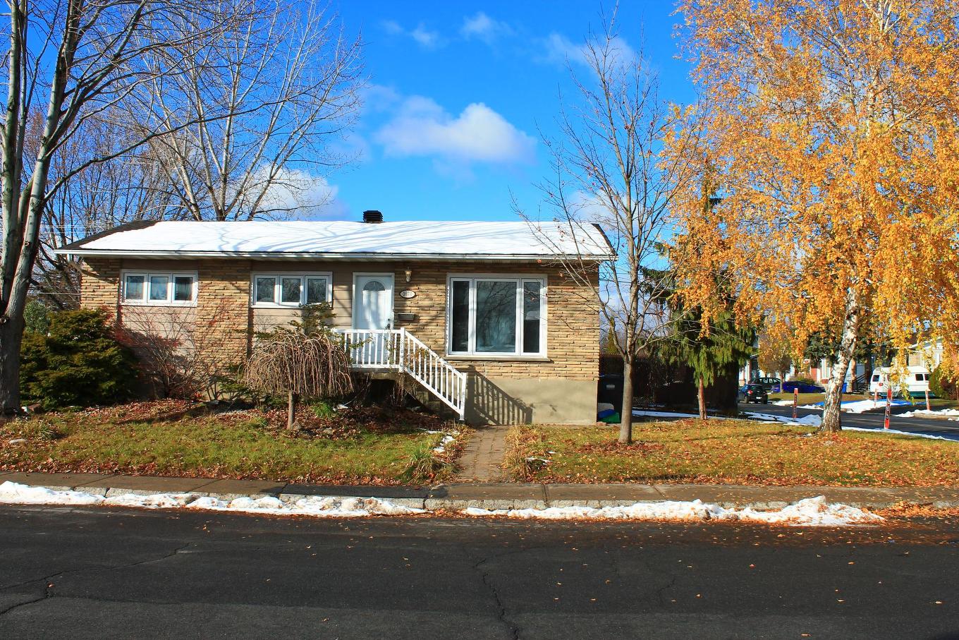 Frontage - 3670 Rue Labrosse, Longueuil (Saint-Hubert), QC - Outdoor