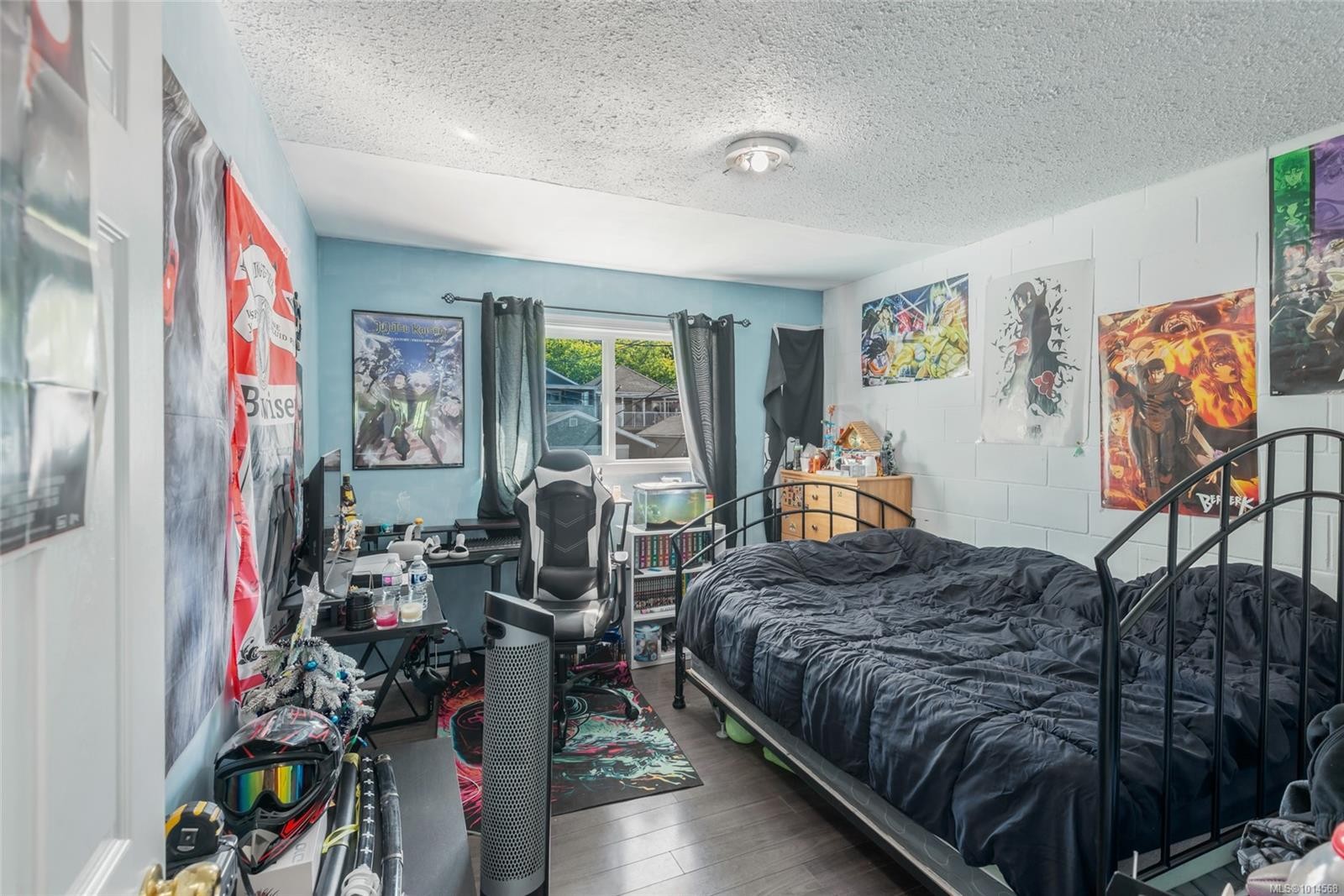 2595 2Nd Ave, Port Alberni, BC - Indoor Photo Showing Bedroom