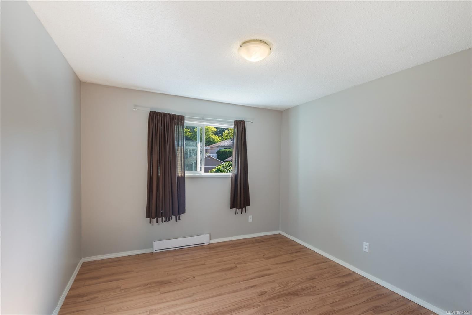 2595 2Nd Ave, Port Alberni, BC - Indoor Photo Showing Other Room