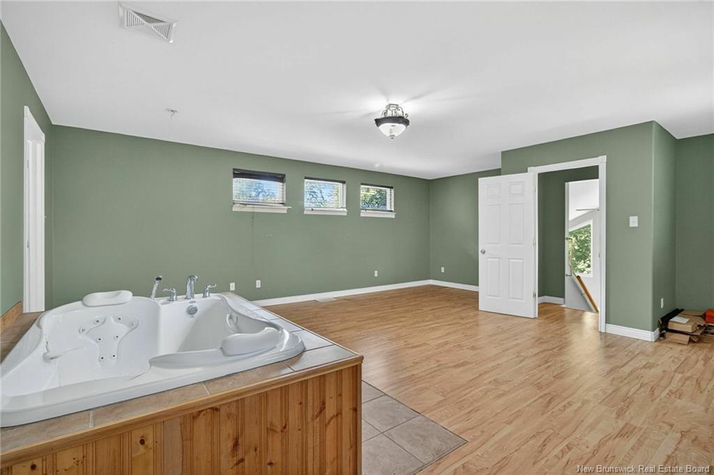 570 Main St, Hampton, NB