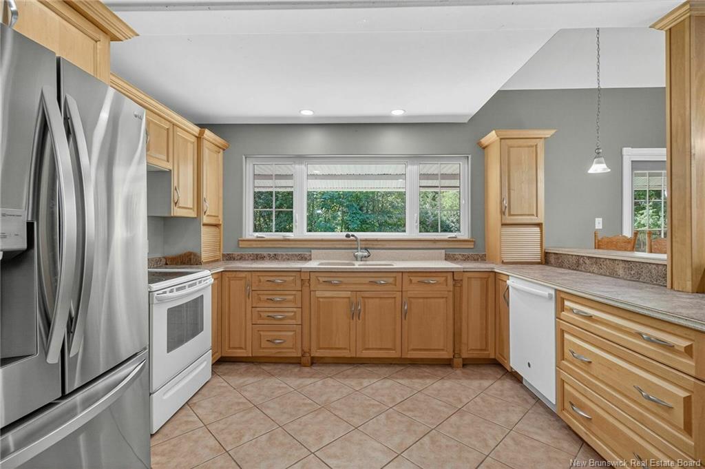 570 Main St, Hampton, NB