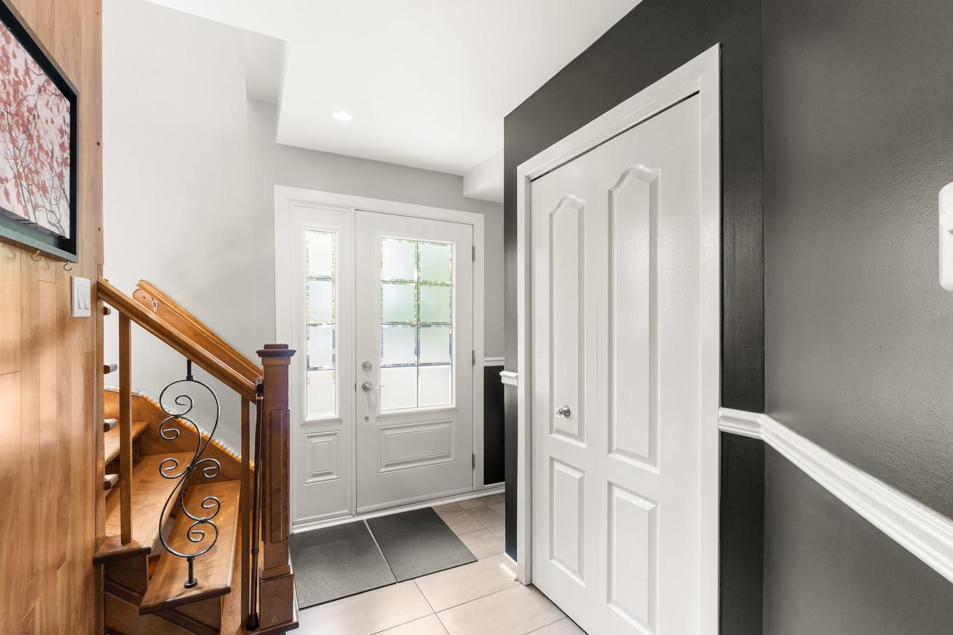 Hall d'entrée/Vestibule - 7125 Rue Marie-Boucher, Trois-Rivières, QC - Indoor Photo Showing Other Room