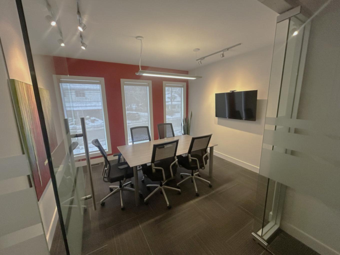 Conference room - 23 Av. De La Baie-De-Valois, Pointe-Claire, QC - Indoor Photo Showing Dining Room