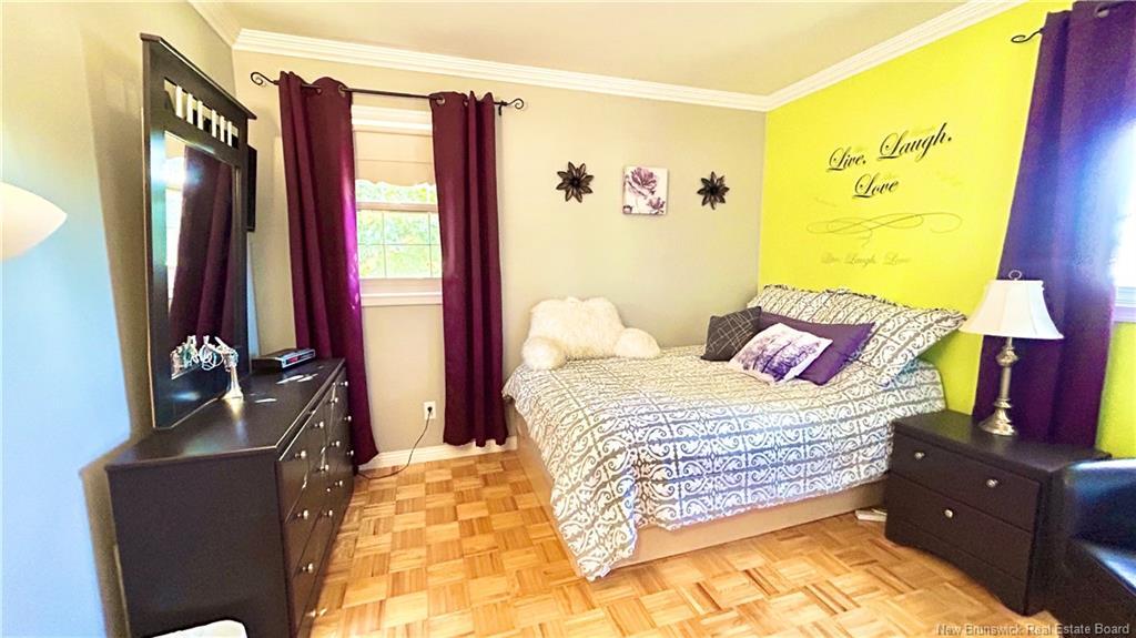 312 St-Pierre E Blvd, Caraquet, NB