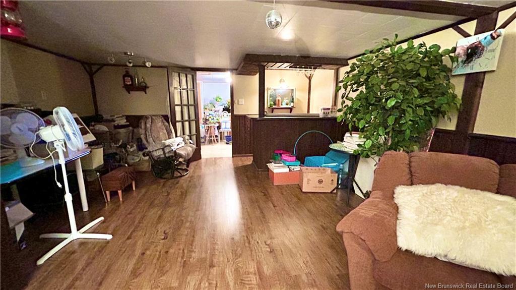 312 St-Pierre E Blvd, Caraquet, NB