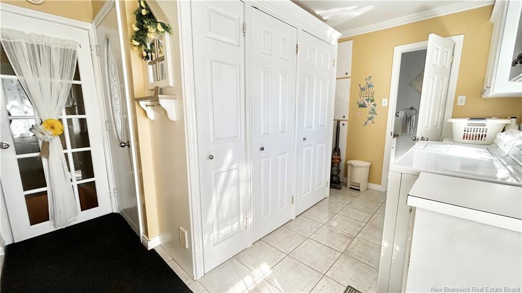 312 St-Pierre E Blvd, Caraquet, NB