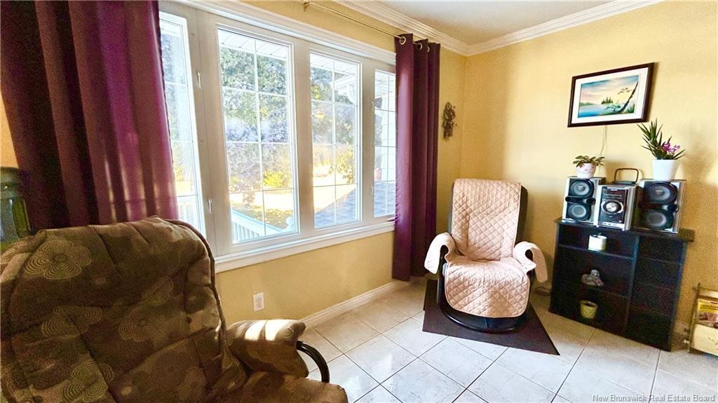 312 St-Pierre E Blvd, Caraquet, NB