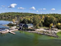 17 PIPESTONE POINT LAKE OF THE WOODS District Of Kenora, ON P0X 1C0