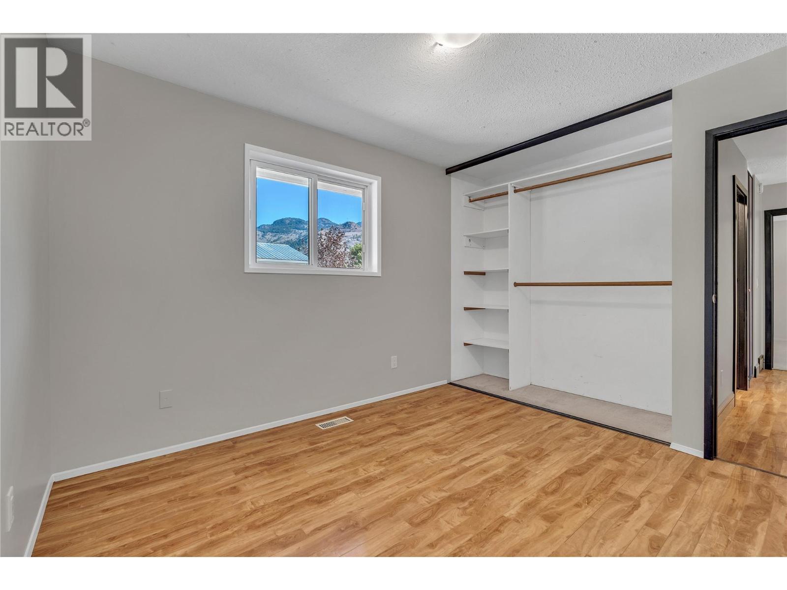 714 2Nd Avenue, Keremeos, BC - Indoor Photo Showing Other Room