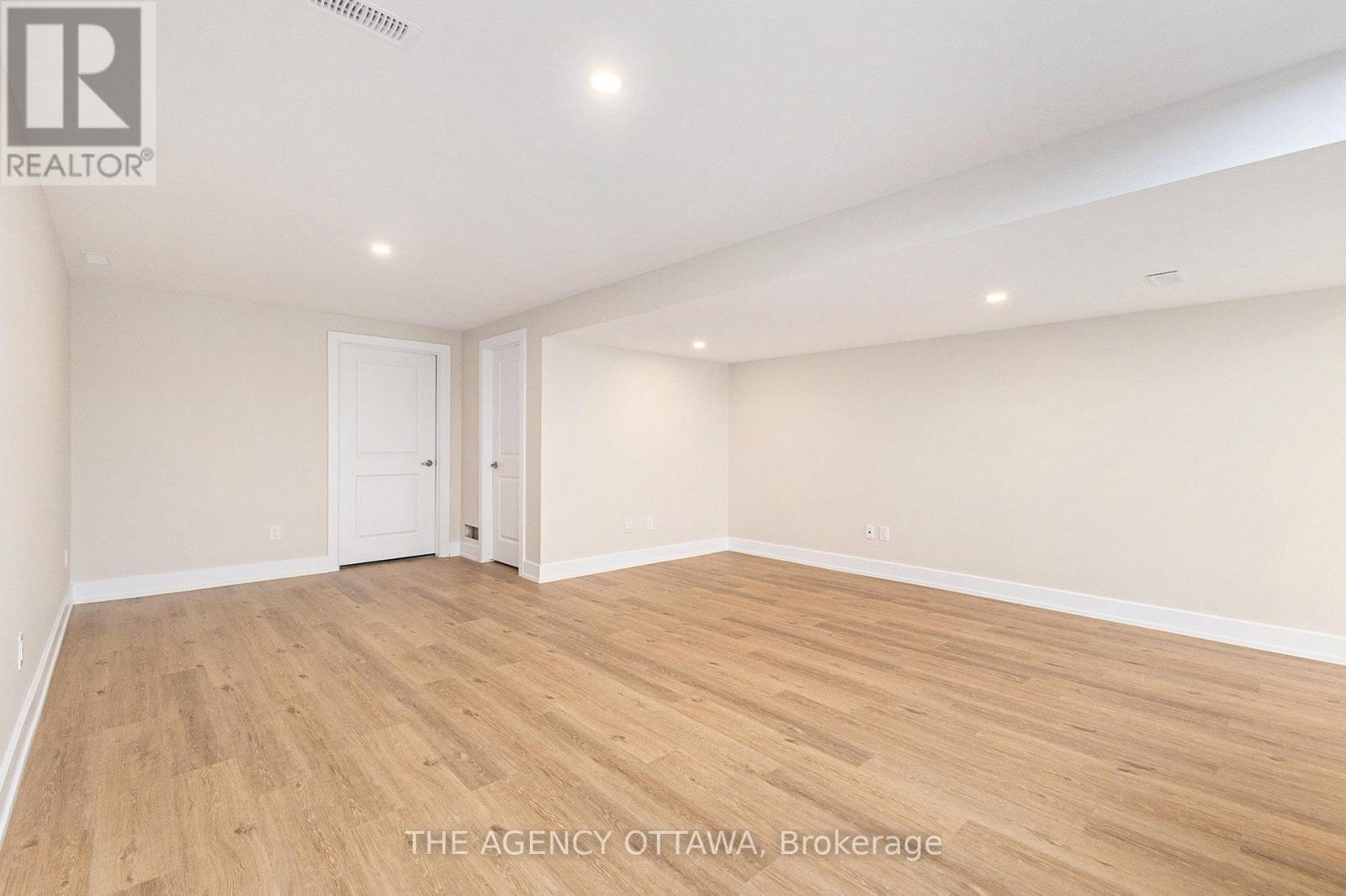 183 Craig Duncan Terrace, Ottawa, ON - Indoor Photo Showing Other Room