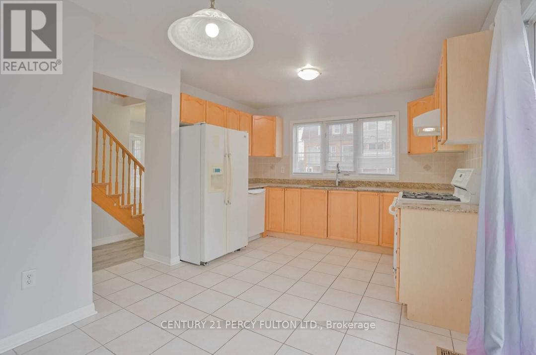 48 Cheetah Crescent, Toronto, ON - Indoor Photo Showing Kitchen