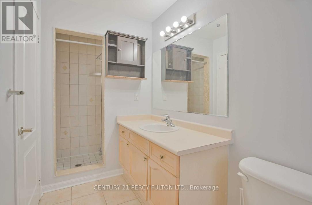 48 Cheetah Crescent, Toronto, ON - Indoor Photo Showing Bathroom