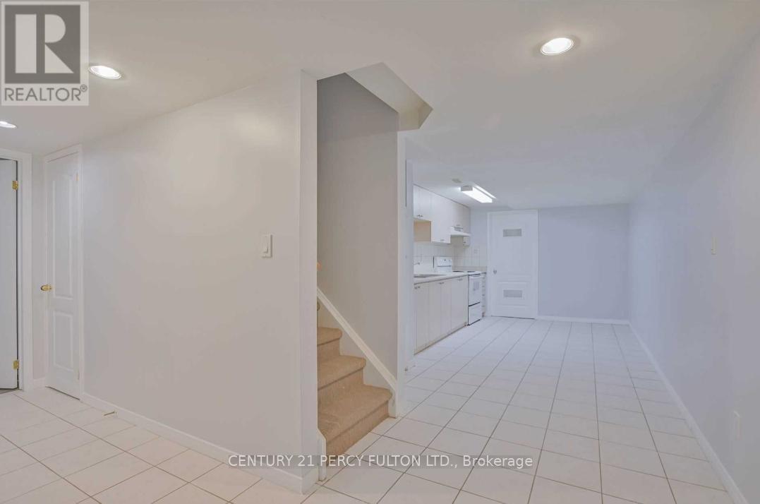 48 Cheetah Crescent, Toronto, ON - Indoor Photo Showing Other Room