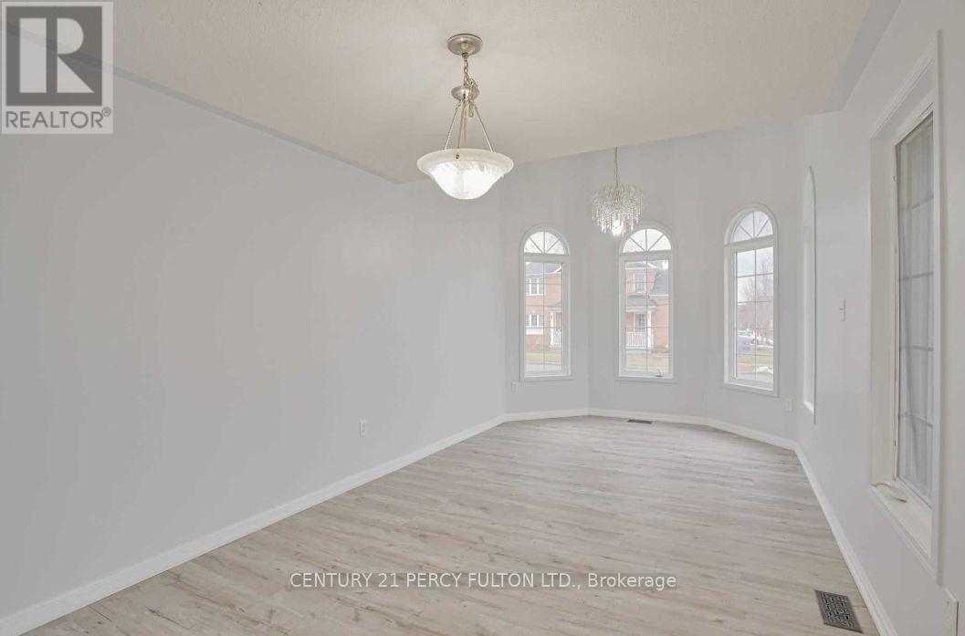 48 Cheetah Crescent, Toronto, ON - Indoor Photo Showing Other Room