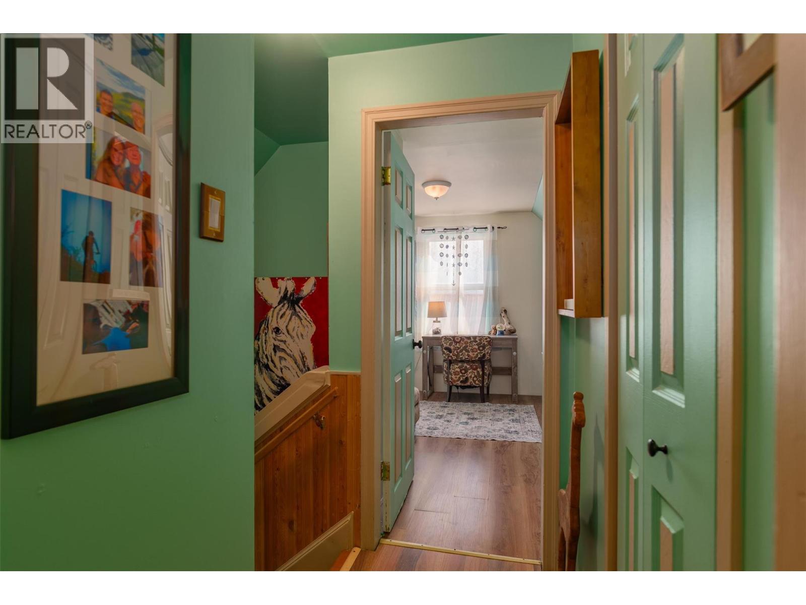 936 Thackeray Street, Warfield, BC - Indoor Photo Showing Other Room