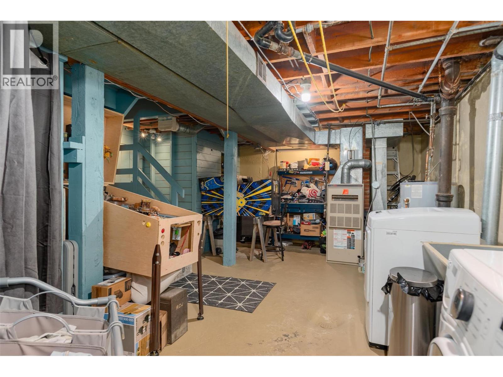 936 Thackeray Street, Warfield, BC - Indoor Photo Showing Basement