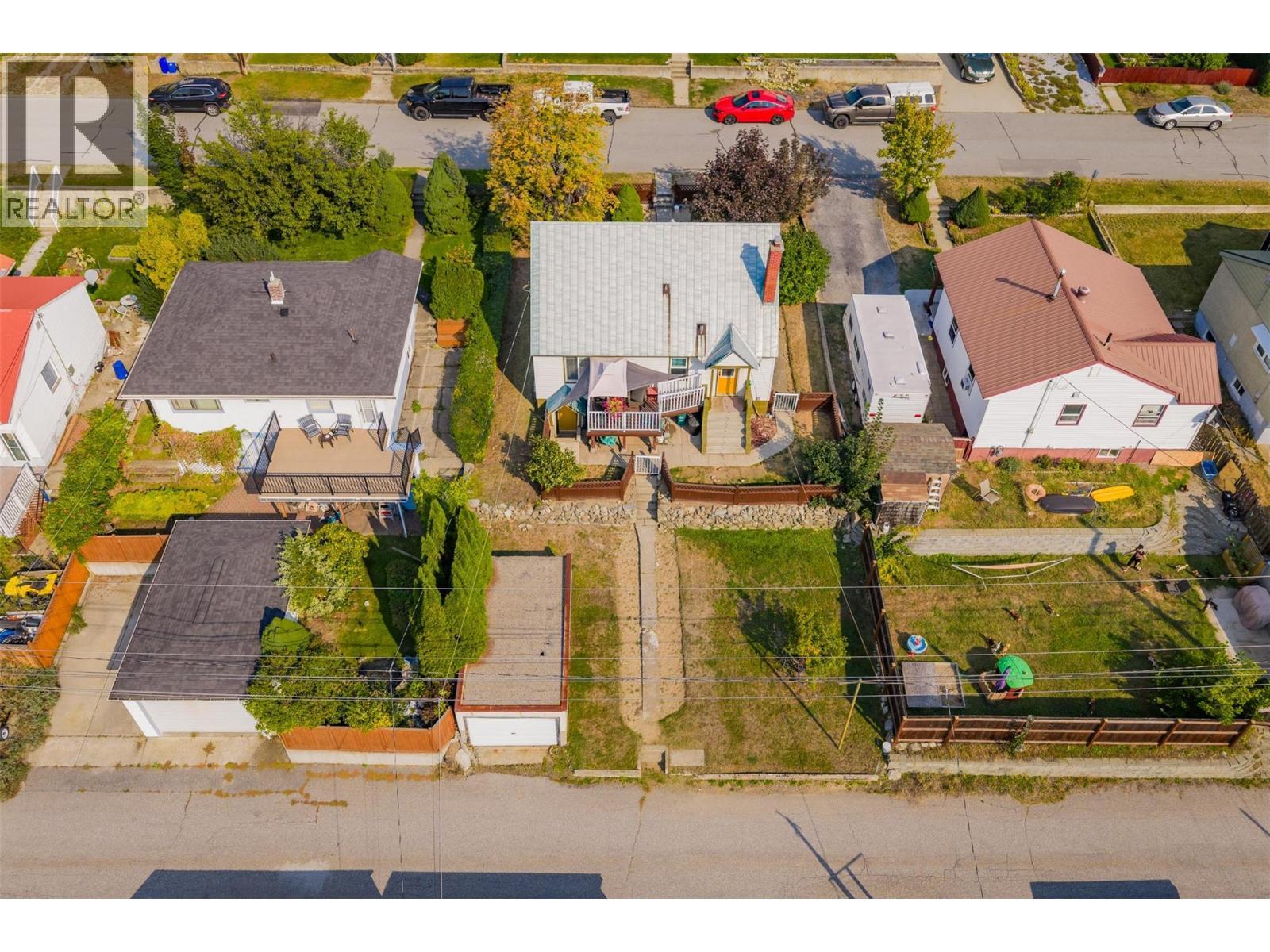 936 Thackeray Street, Warfield, BC - Outdoor With View