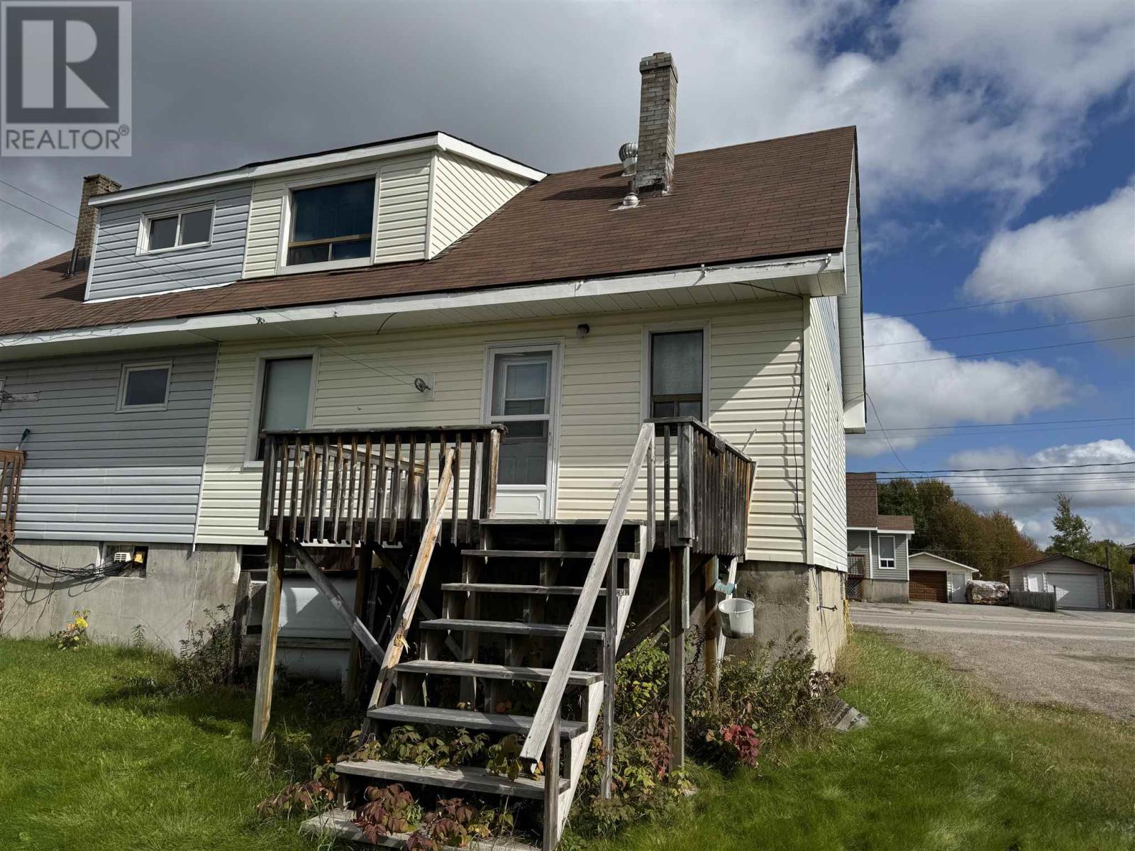 153 Monk St, Chapleau, ON - Outdoor