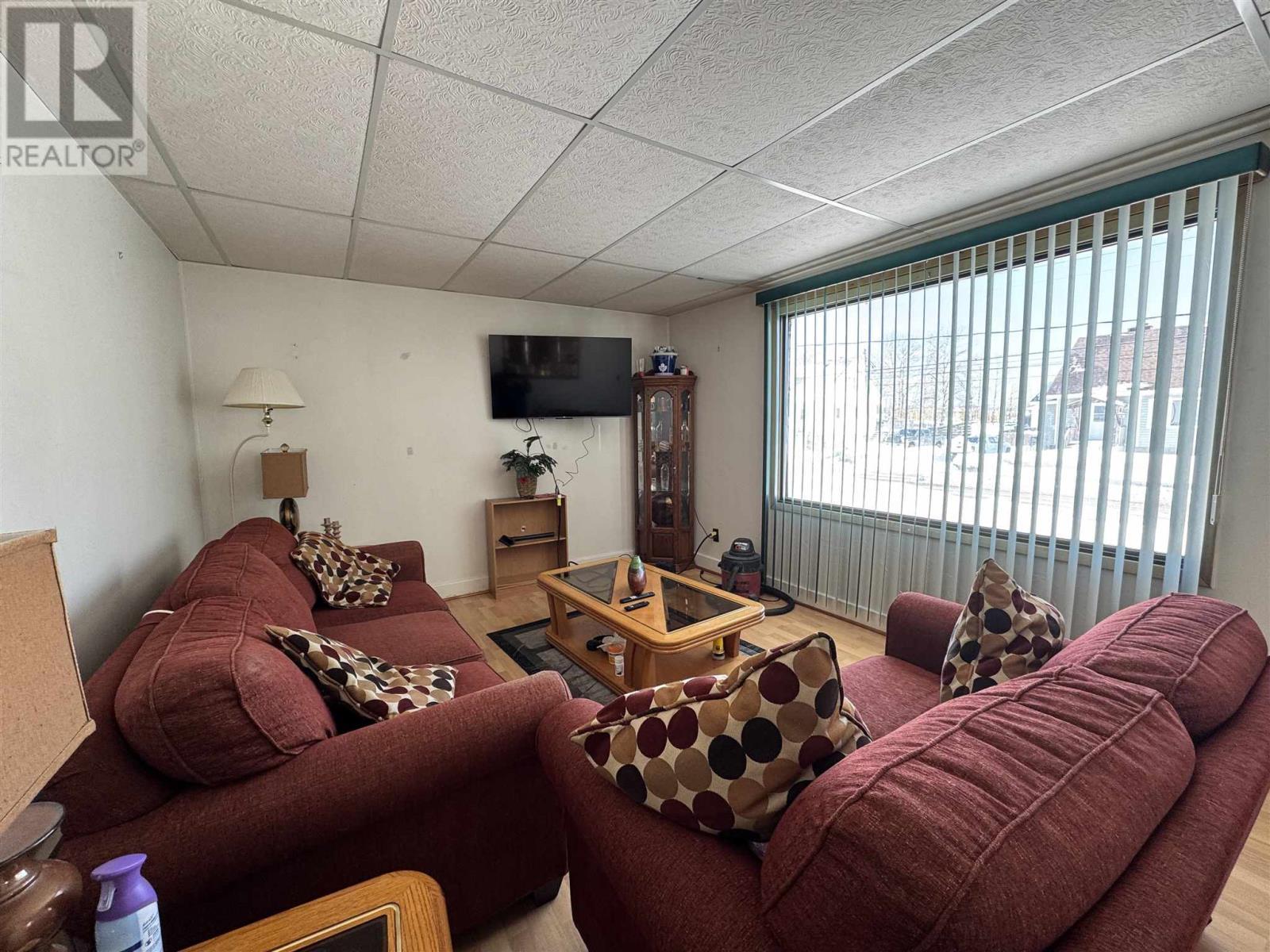 153 Monk St, Chapleau, ON - Indoor