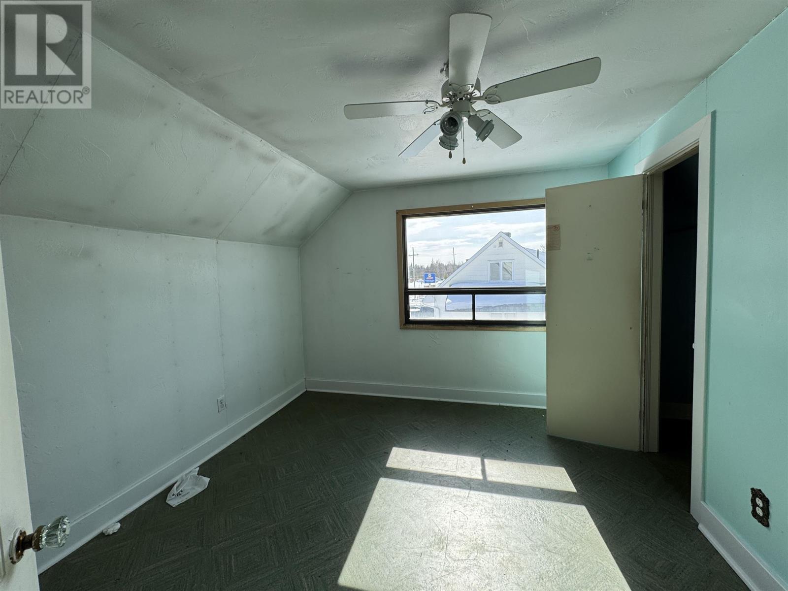 153 Monk St, Chapleau, ON - Indoor Photo Showing Other Room