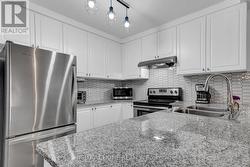 Upgraded Kitchen W/Granite Counters/SS Appliances -