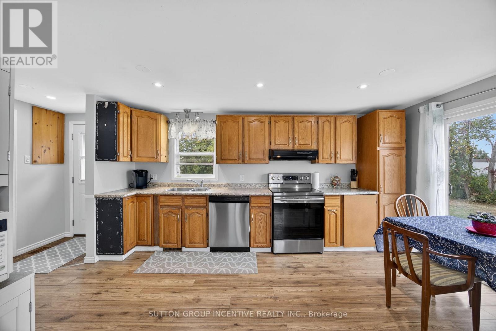 4652 Plum Point Road, Ramara, ON - Indoor Photo Showing Kitchen With Double Sink