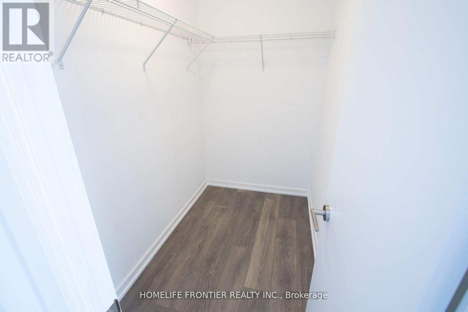 1308 - 36 Forest Manor Road, Toronto, ON - Indoor With Storage