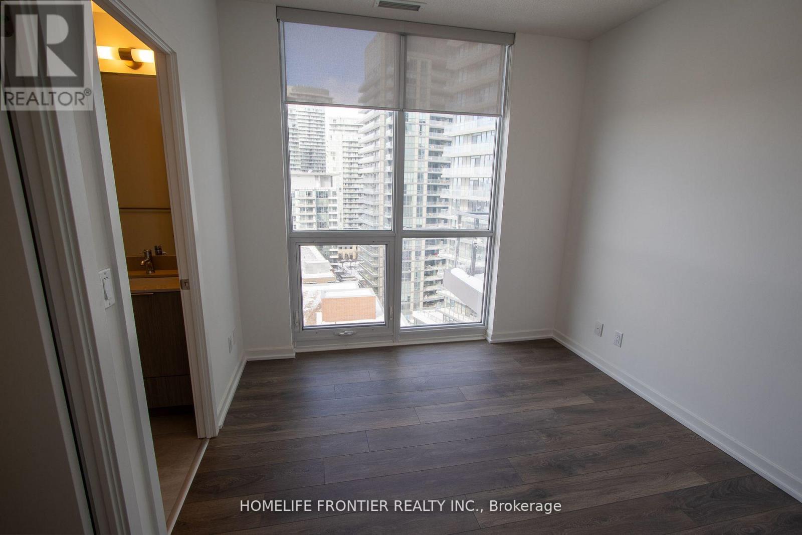 1308 - 36 Forest Manor Road, Toronto, ON - Indoor Photo Showing Other Room