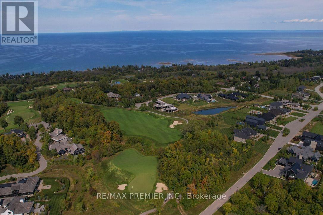 102 Maryward Crescent, Blue Mountains, ON