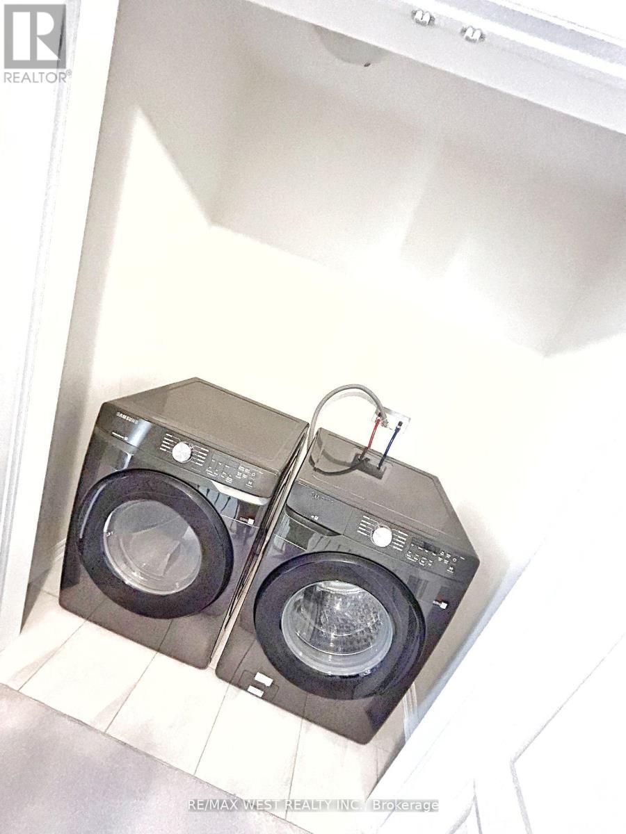 19 Buttercream Avenue, Thorold, ON - Photo Showing Laundry Room