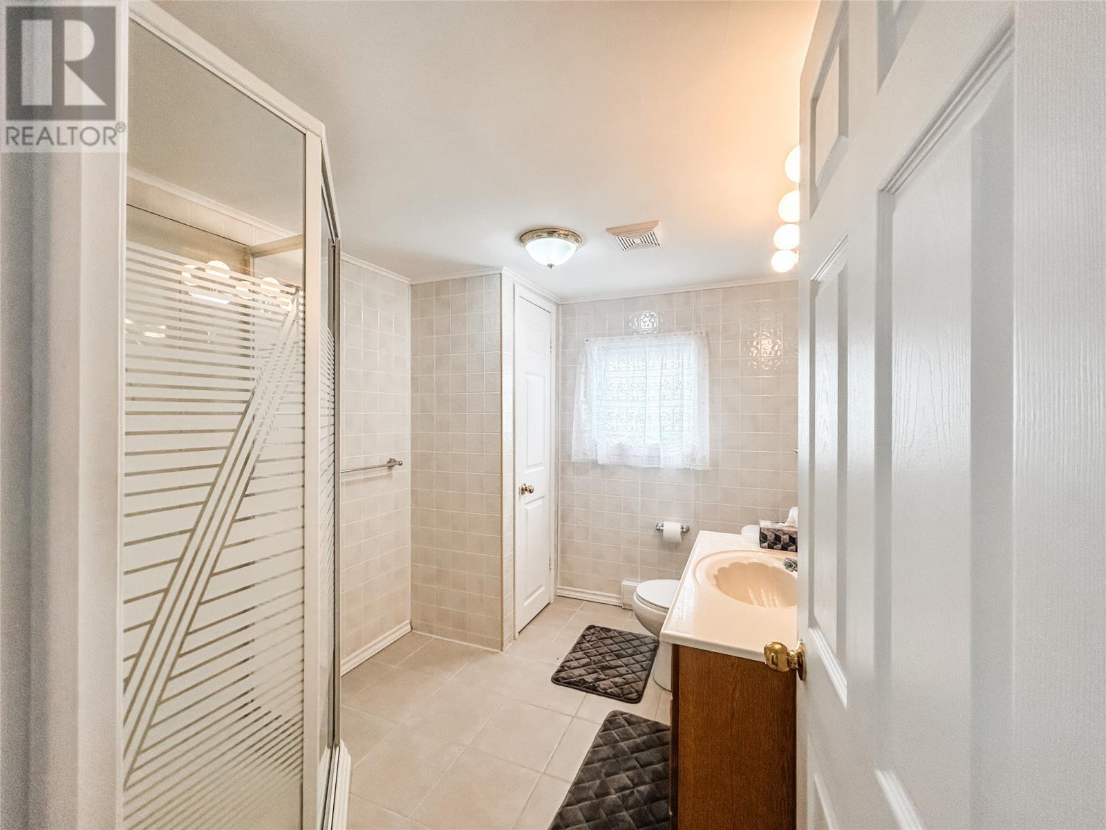 2 Collins Lane, Marystown, NL - Indoor Photo Showing Bathroom