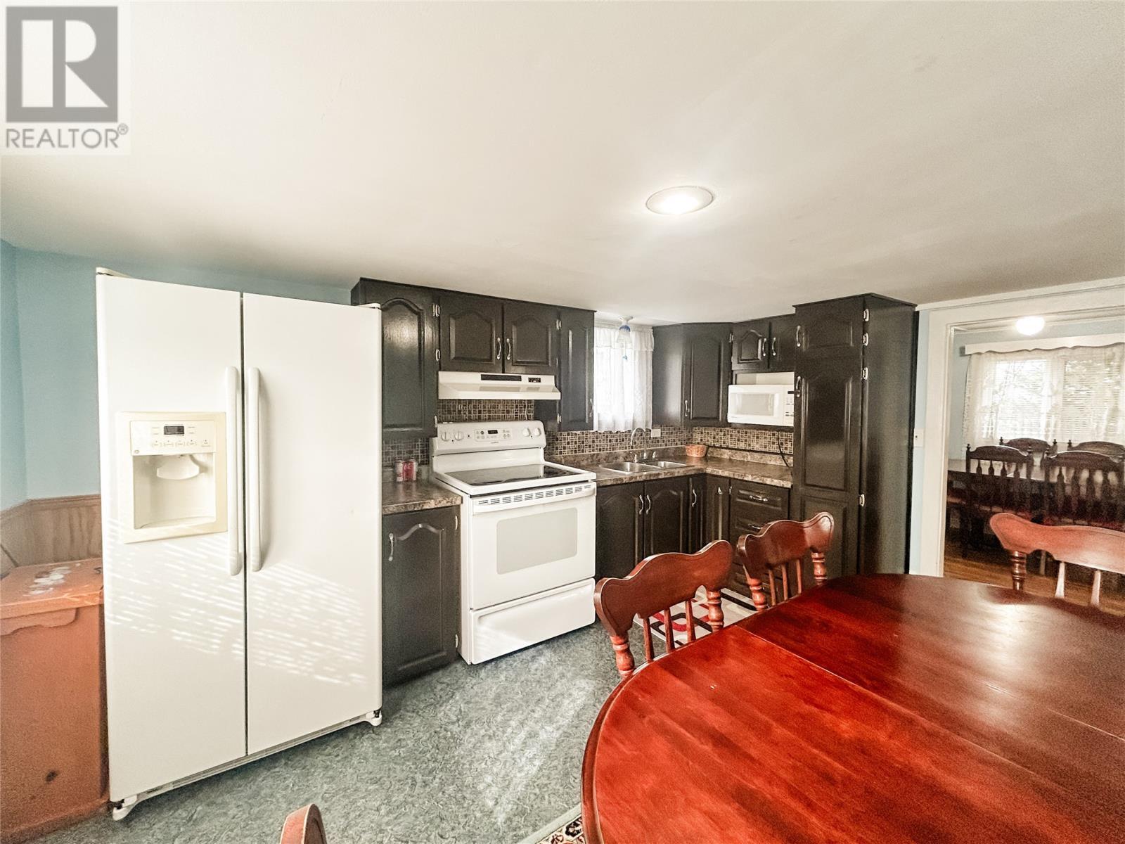2 Collins Lane, Marystown, NL - Indoor Photo Showing Kitchen