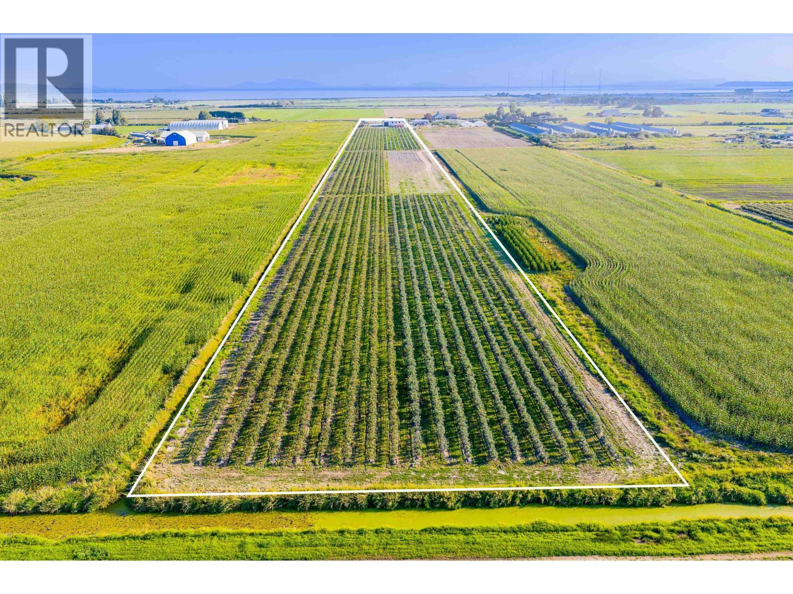 10677 Ladner Trunk Road, Delta, BC