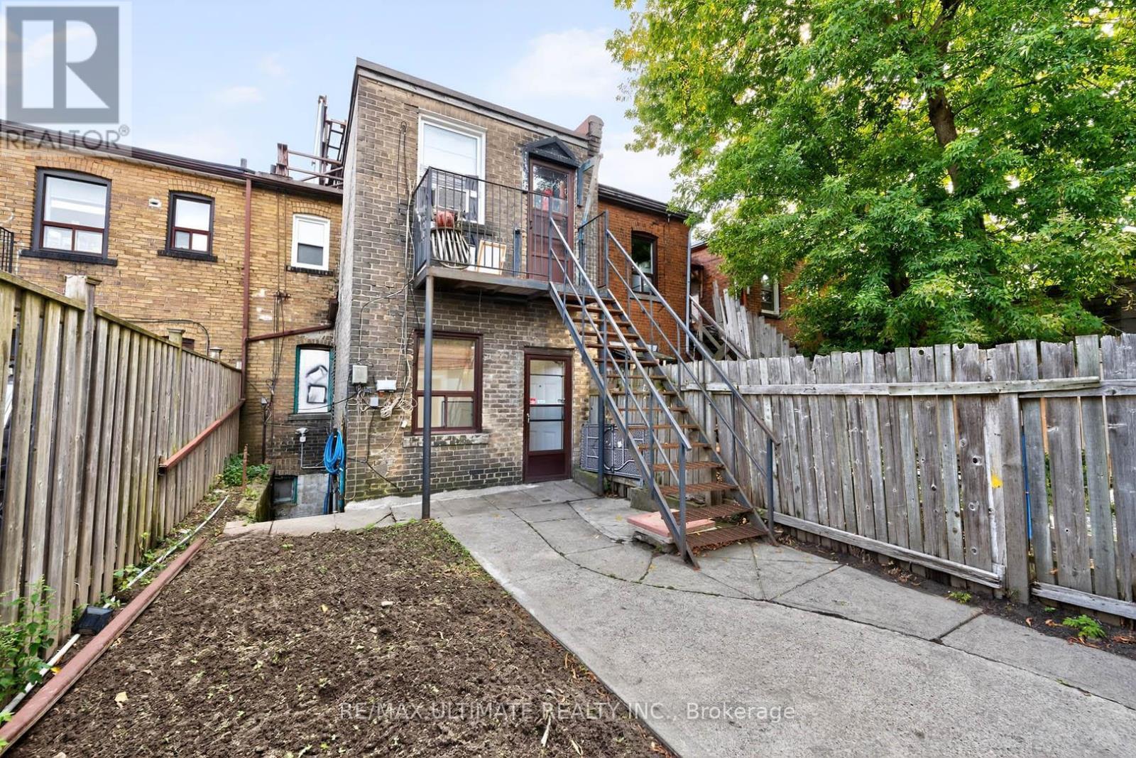 1696 Danforth Avenue, Toronto, ON